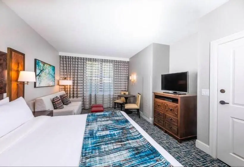 سوییت خانوادگی, Marriott S Timber Lodge
