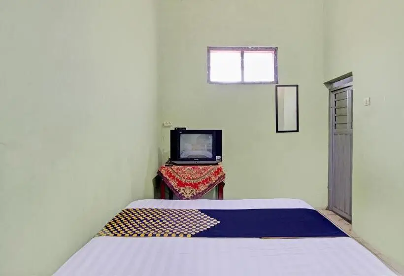 Ekonomik Oda, Spot On 93182 Hotel Jaya Kusuma