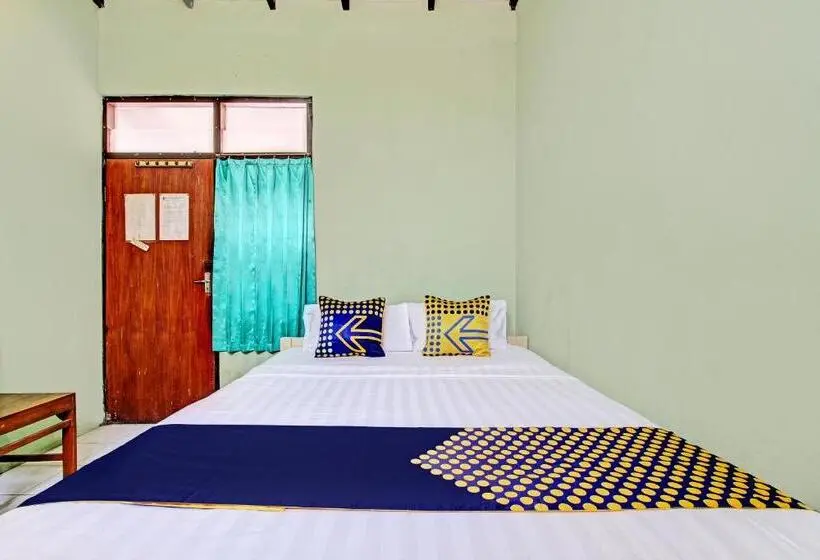Ekonomik Oda, Spot On 93182 Hotel Jaya Kusuma