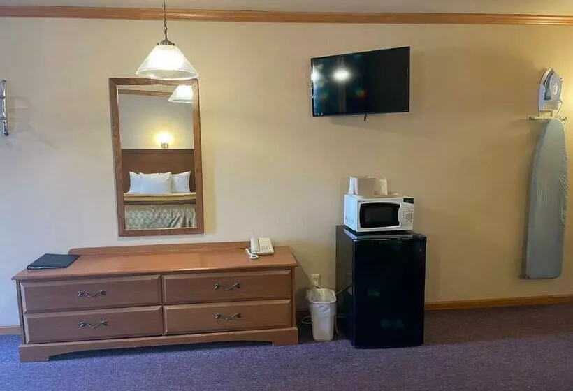 キングサイズベッドのスタンダードルーム, Amber S Inn & Suites