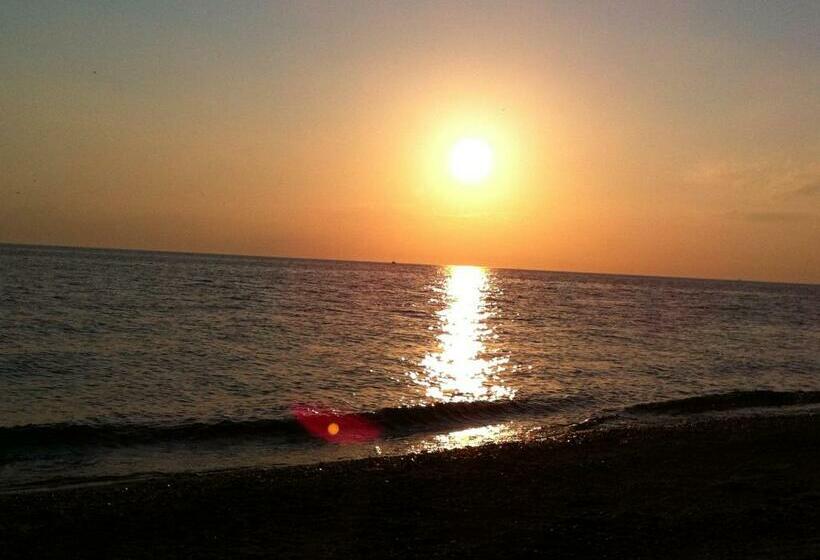 غرفة قياسية مطلّة علي البحر, Anchor Inn Beach House