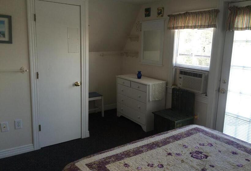 Апартаменты 1 Спальня с Балконом, Angie's Guest Cottage