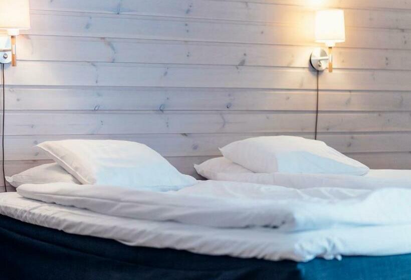 חדר סטנדרט, Pernilla Wiberg