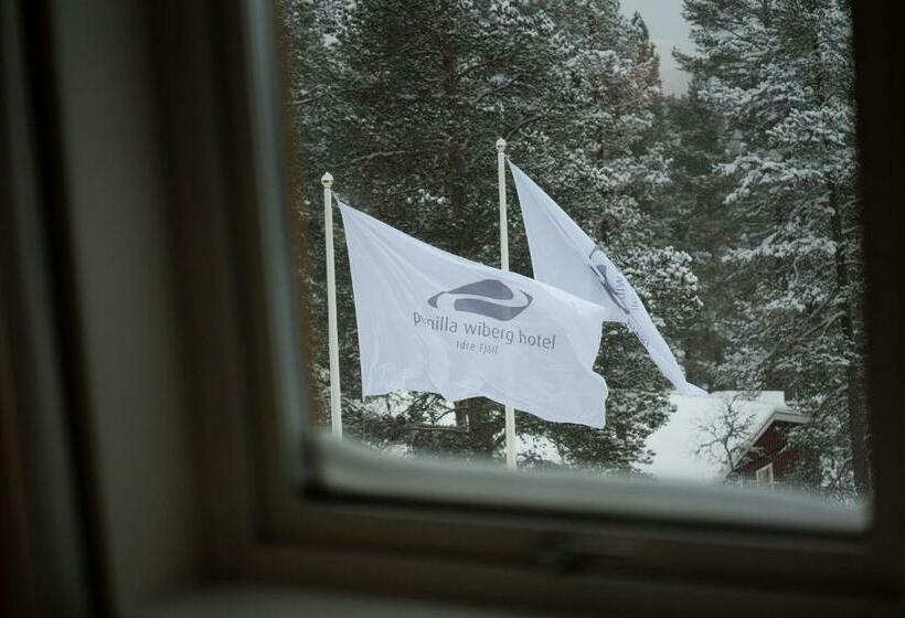 חדר סטנדרט עם מרפסת, Pernilla Wiberg