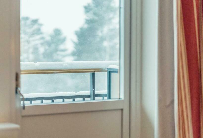 חדר סטנדרט עם מרפסת, Pernilla Wiberg