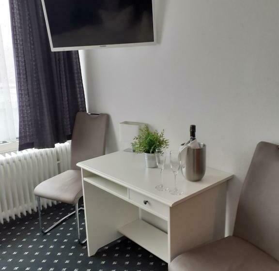 标准间, Promenade