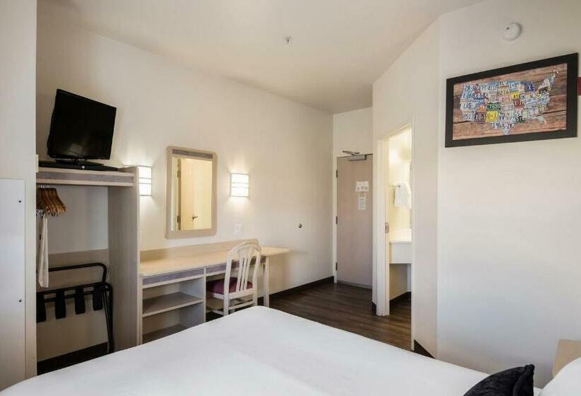 标准间, Red Lion Inn & Suites Butte