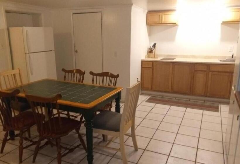 带2个卧室的公寓, Surf Villa