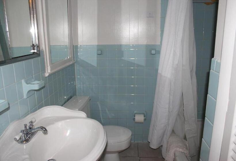 带2个卧室的公寓, Surf Villa