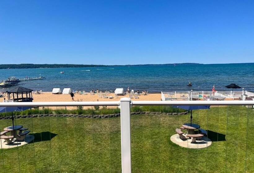 带观景和大床的豪华房间, The Beach Haus Resort