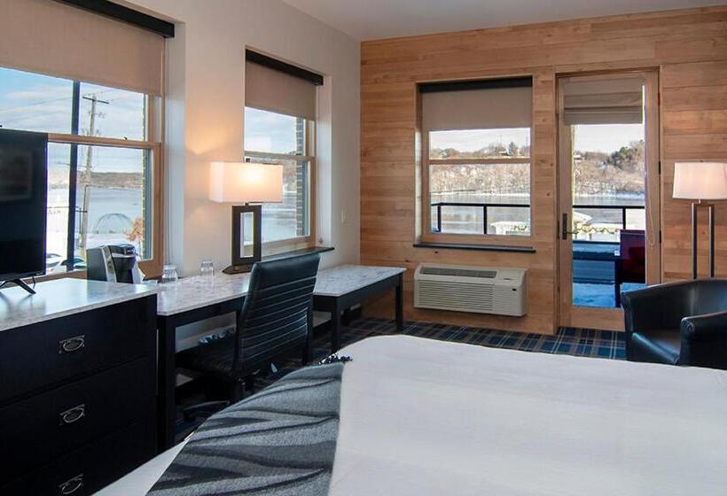 جناح مطل على البحر, Water Street Inn