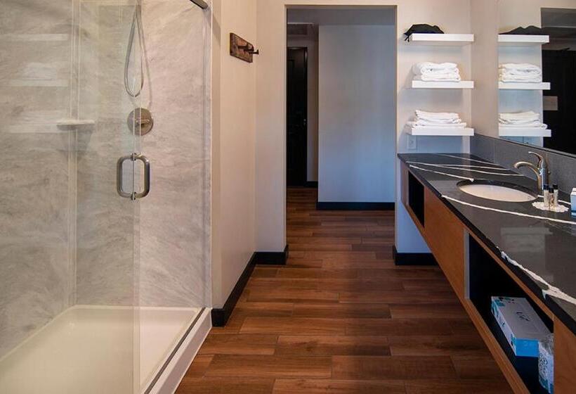 غرفة قياسية, Water Street Inn