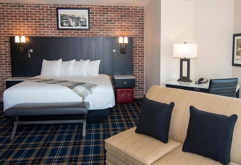 جناح مطل على المدينة, Water Street Inn