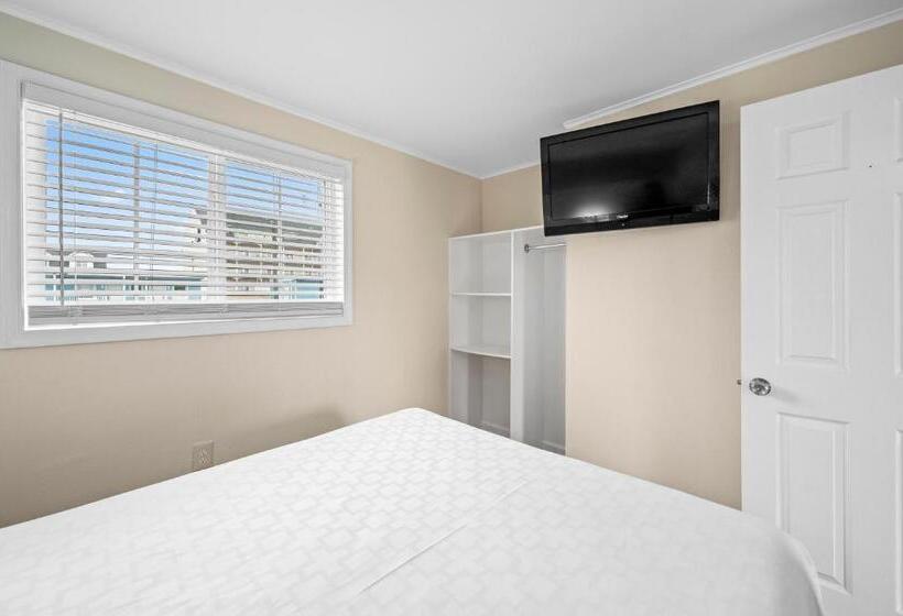 豪华套房, Madison Beach Motel