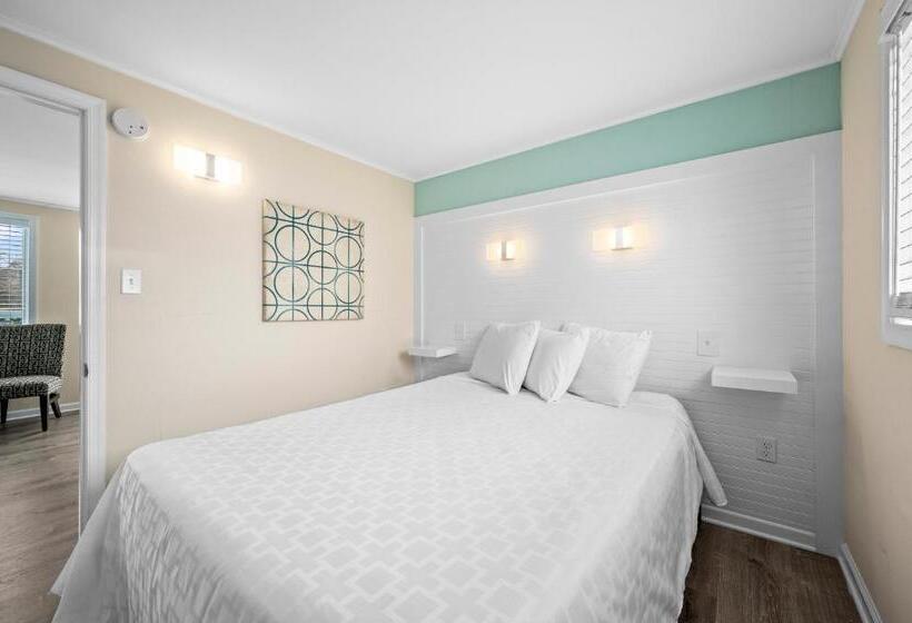 デラックススイート, Madison Beach Motel