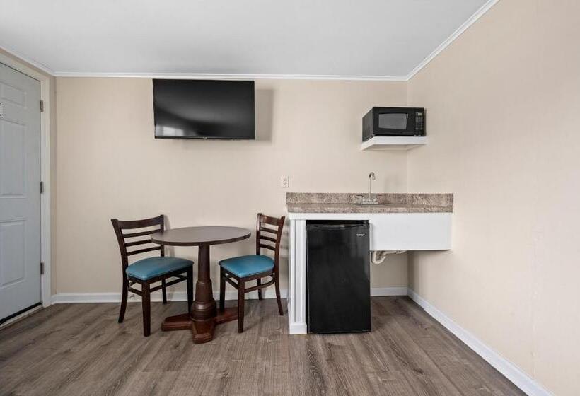 豪华套房, Madison Beach Motel