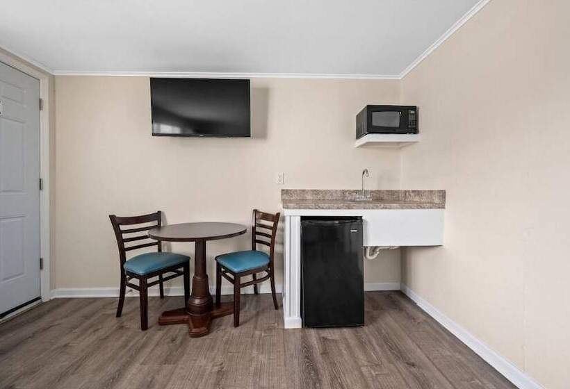 豪华套房, Madison Beach Motel