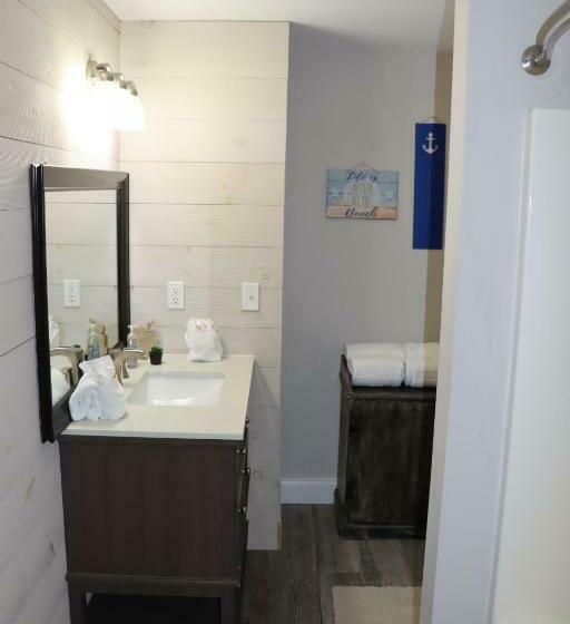 בית, 4 חדרי שינה, Sea View Motel