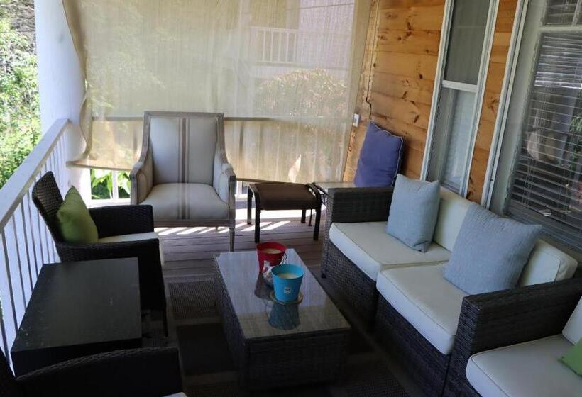 בית, 4 חדרי שינה, Sea View Motel