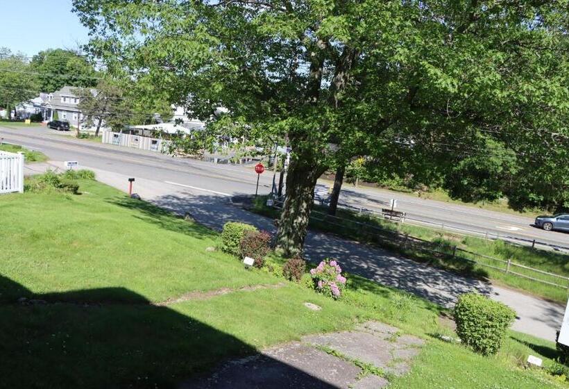 Дом 4 Спальни, Sea View Motel
