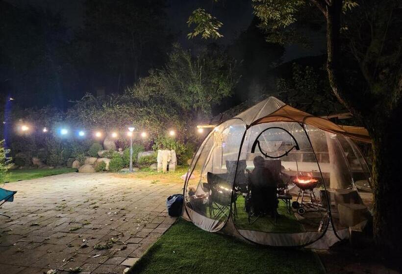 Standard Tent, K Highstel Jayeon