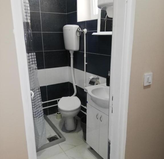 اتاق لوکس, Blue Carpet Rooms