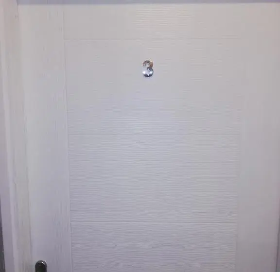 Economy Triple Room, Blue Carpet Rooms