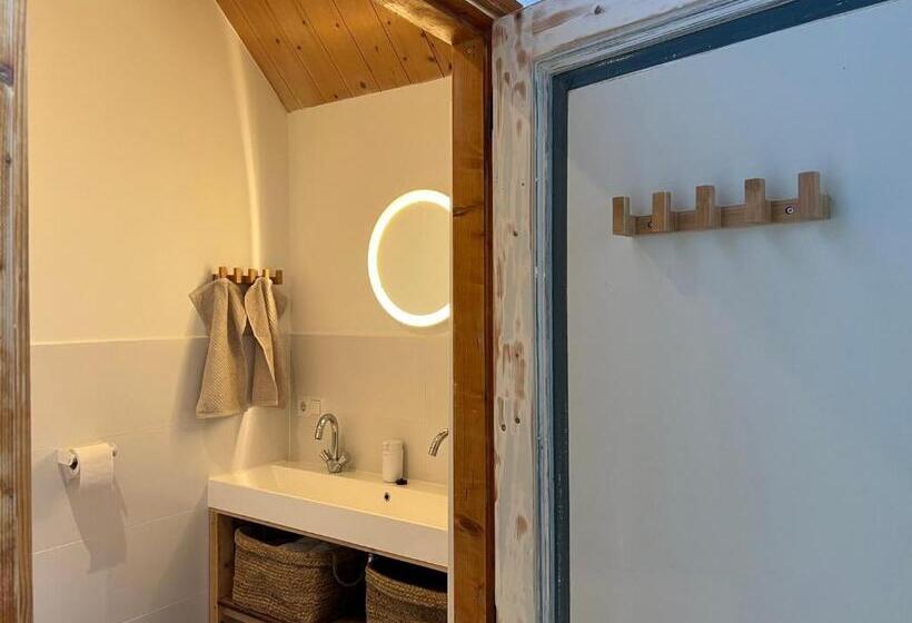 חדר משפחתי, De Danenberg