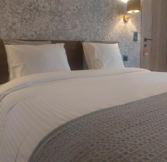 Quarto Estandar com Sacada, La Ferme De Sotrez