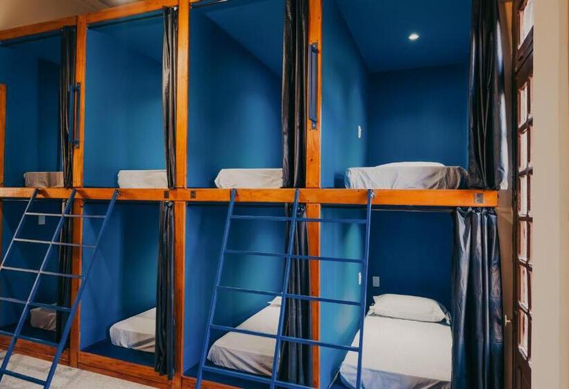 Cama em Quarto Compartilhado, Hostel Casarão Fronteira