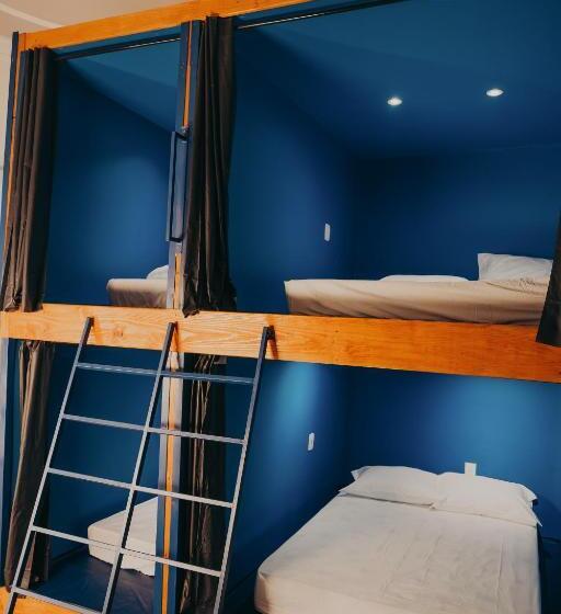 Quarto Familiar, Hostel Casarão Fronteira
