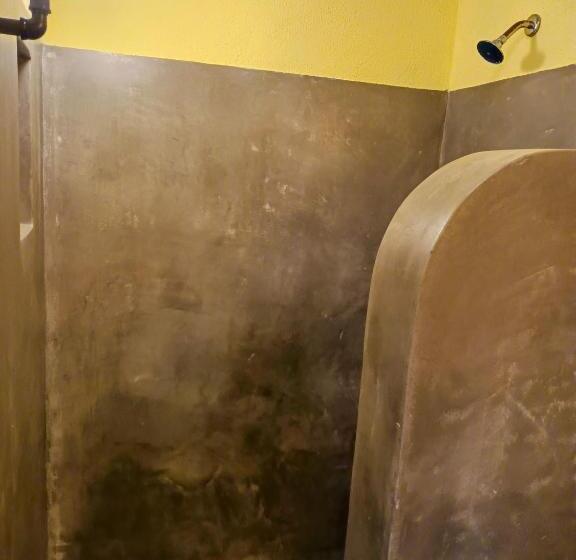Номер Deluxe, Oridleys Hostel16