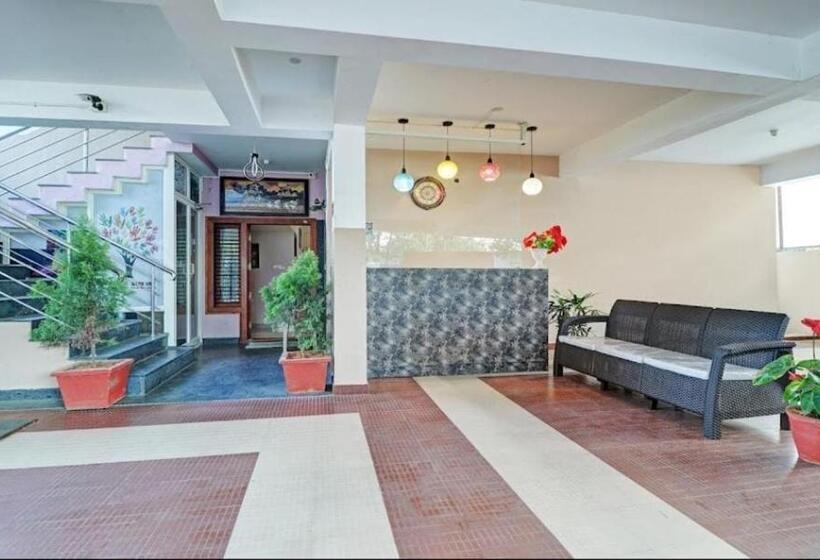 شقة غرفتين, Colors Stay