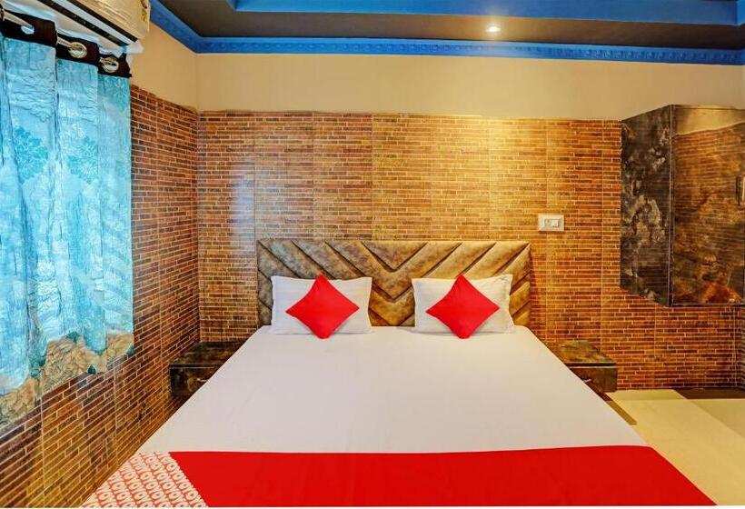 トリプルクラシックルーム, Oyo Flagship The Venerate