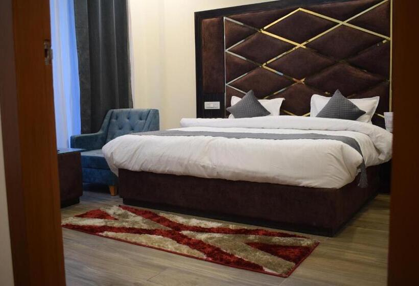 스탠다드 룸 킹사이즈 침대, Antara Inn