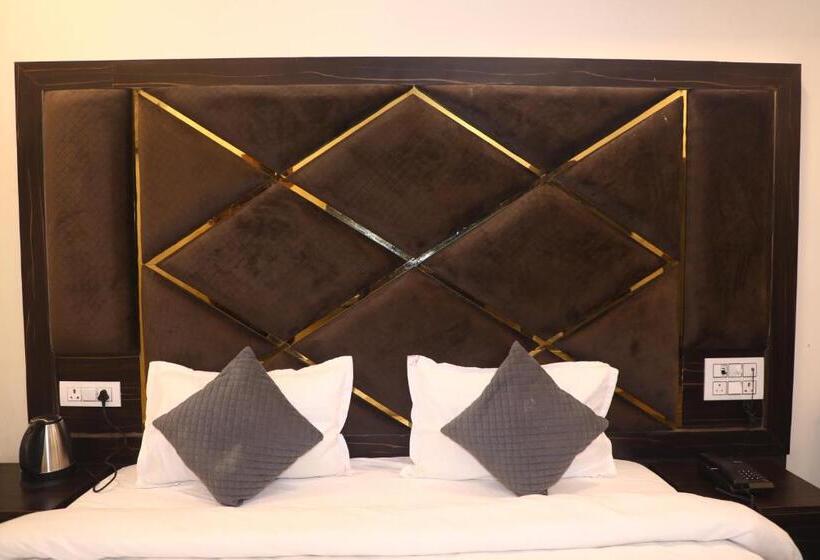 디럭스 룸, Antara Inn