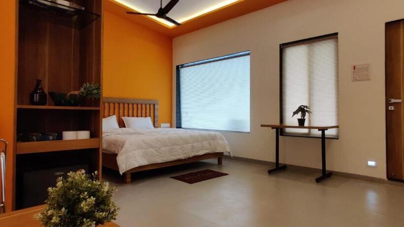 סוויטה עם מרפסת, Splash Resort