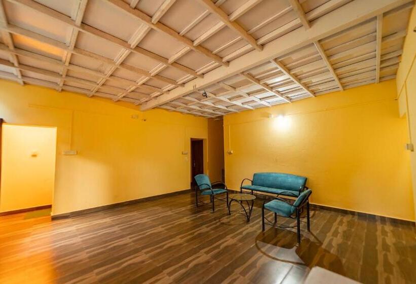 חדר דלוקס עם מרפסת, Uk Nature Stay