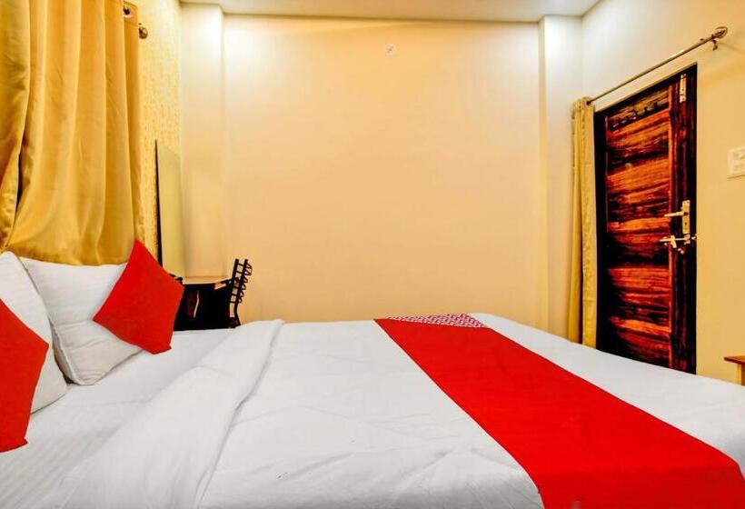 Трехместный Номер Классика, Oyo Hotel Darshini