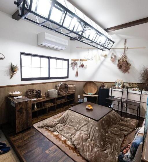 Семейный Номер, 恐竜博物館まで車で5分 自然体験 古来農業体験ができる一棟貸し宿dinosaur Agri