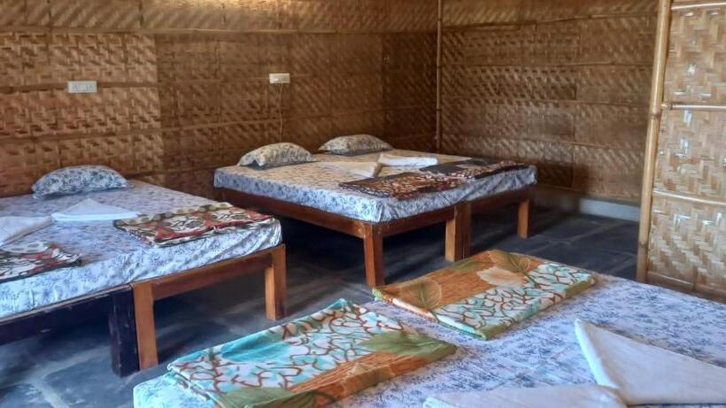 Quarto Familiar, Rasta Cafe Resort Hampi