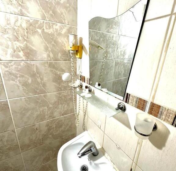 Quarto Estandar Individual, Raydon