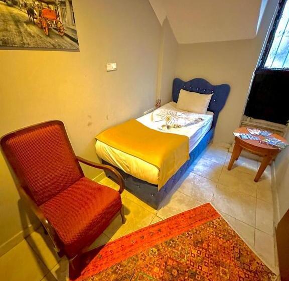 Quarto Estandar Individual, Raydon