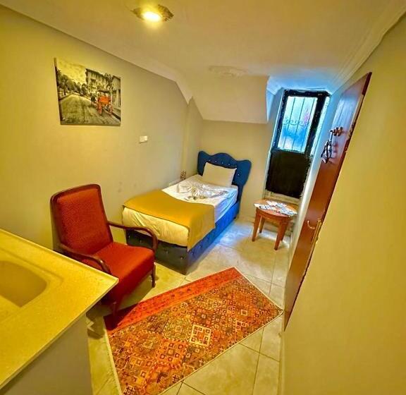 Quarto Estandar Individual, Raydon