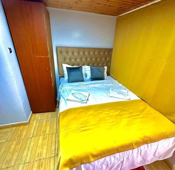 Quarto Quádruplo Deluxe, Raydon