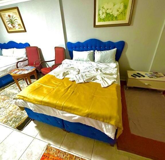 Quarto Estandar, Raydon