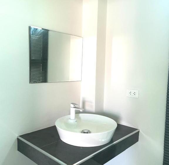 Номер Стандарт, Sky View Home And Hostel Chiangmai