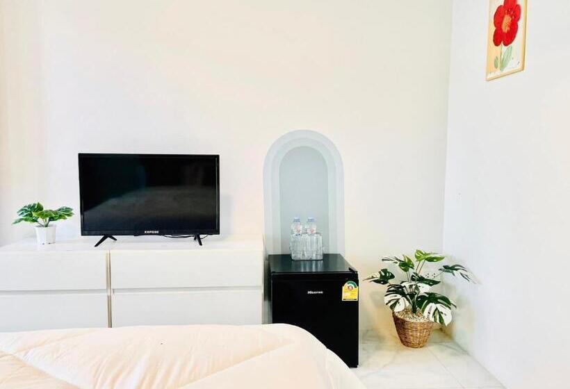 Номер Deluxe с Балконом, Sky View Home And Hostel Chiangmai