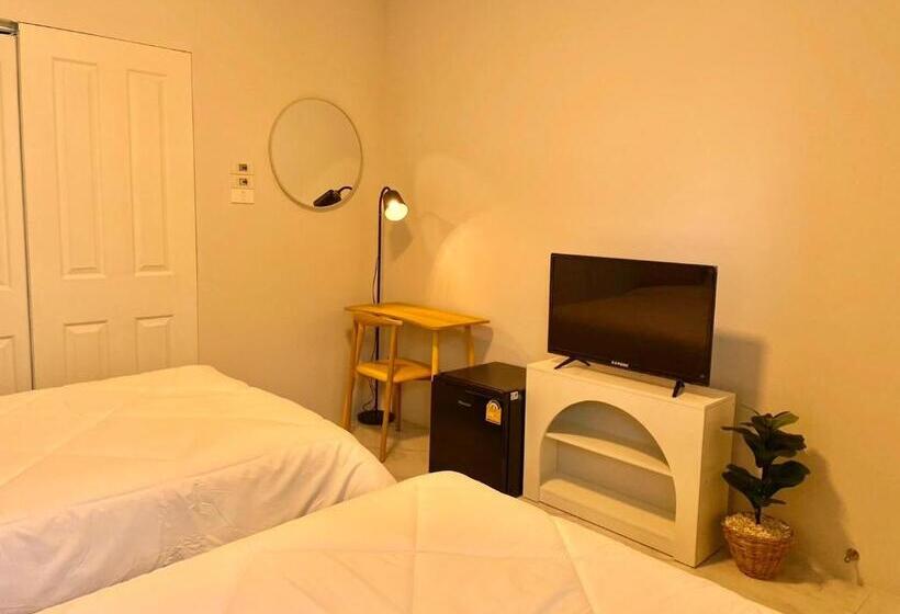 Номер Стандарт, Sky View Home And Hostel Chiangmai