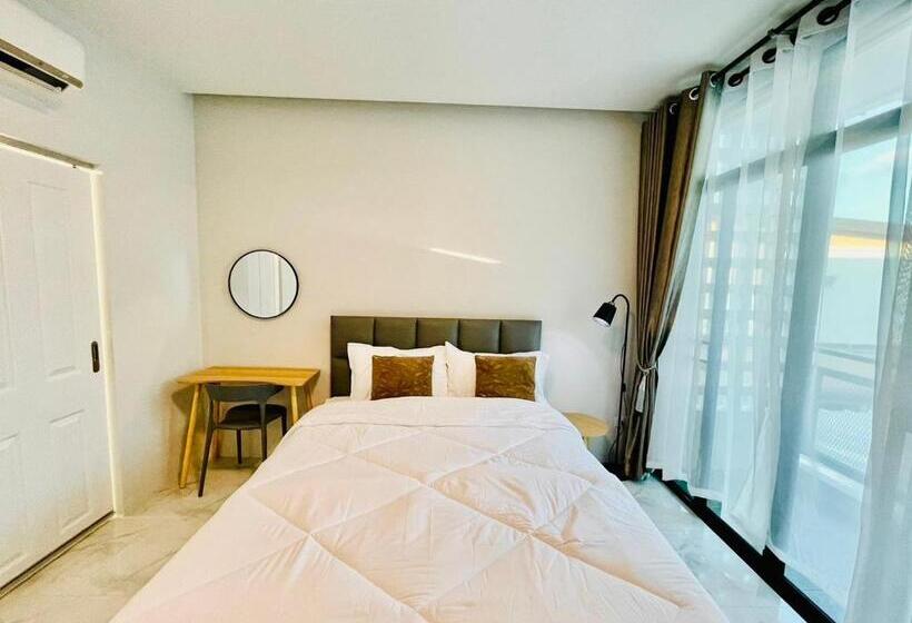Номер Deluxe с Балконом, Sky View Home And Hostel Chiangmai